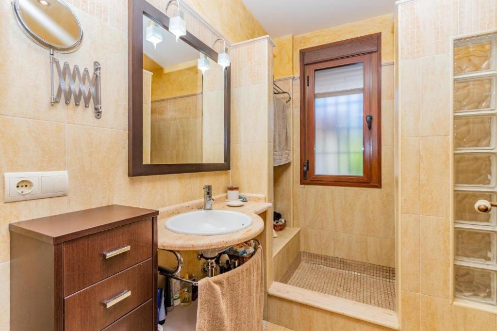 Preciosa Casa Rural A Un Paso Del Centro Villa Málaga Eksteriør bilde